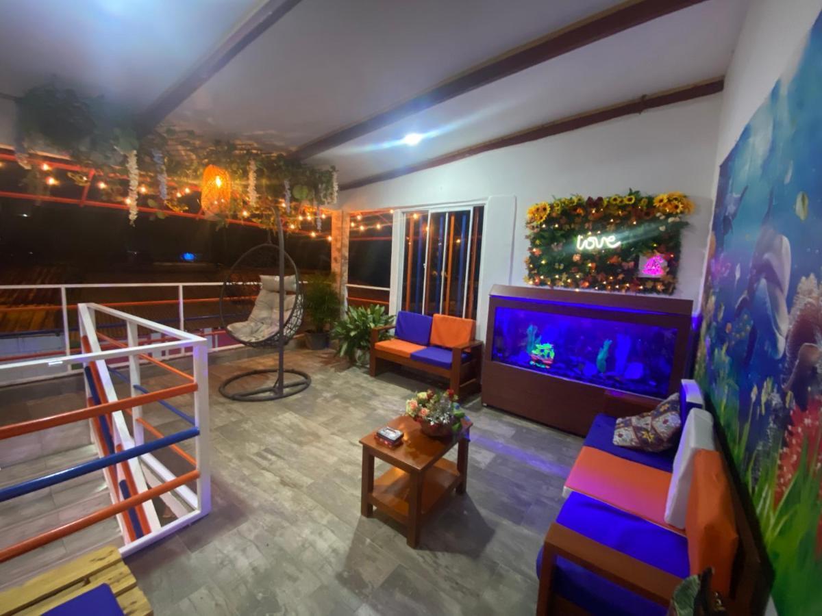 Acuarios Hostal Playa Ladrilleros Екстериор снимка