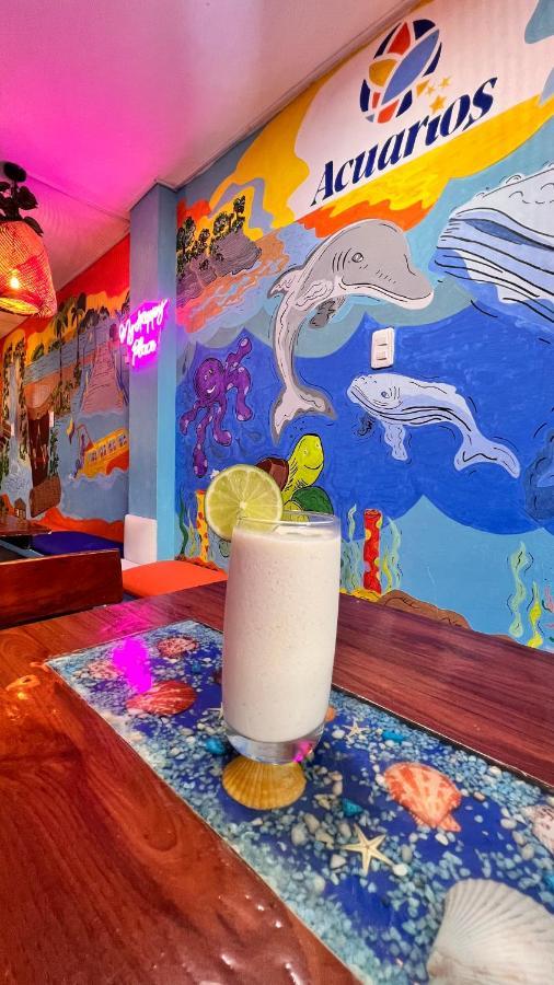 Acuarios Hostal Playa Ladrilleros Екстериор снимка