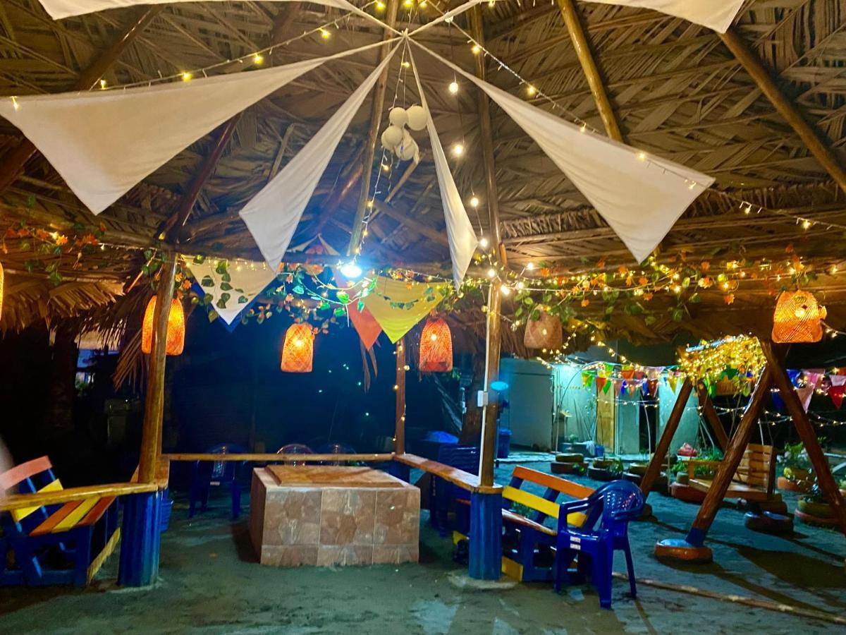 Acuarios Hostal Playa Ladrilleros Екстериор снимка